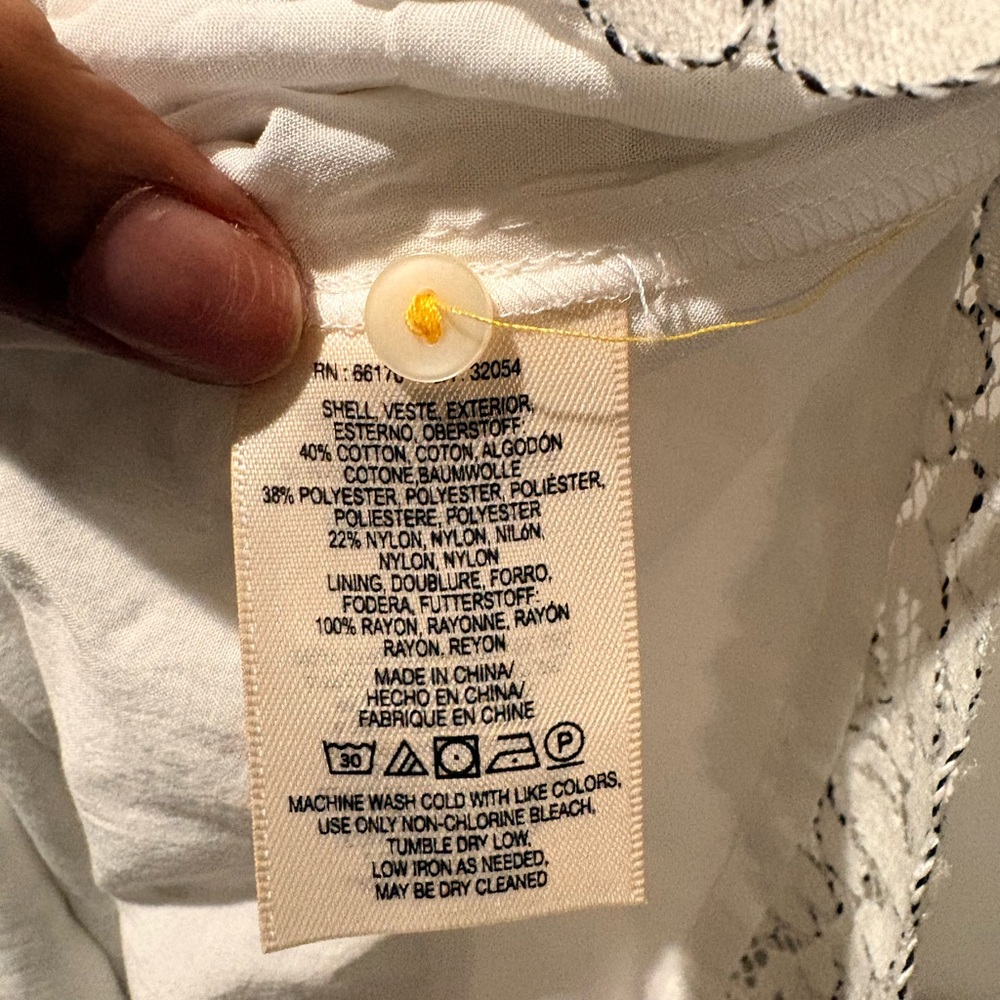 Maeve Anthropologie White Floral Embroidered Lace Shell Top Sleeveless Sz 2 - Picture 4 of 5
